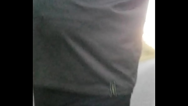 Nonton Morgens Mit Nylonf&uuml;&szlig;en In Birkenstocks Unterwegs thumbnail