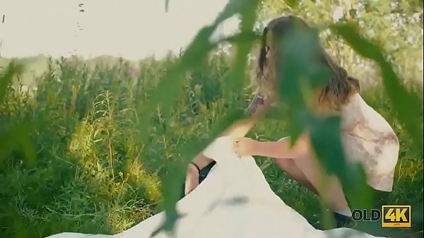 Play MP4 - OLD4K&period; Sexy pale-skinned chick has fun with old dad of her friend