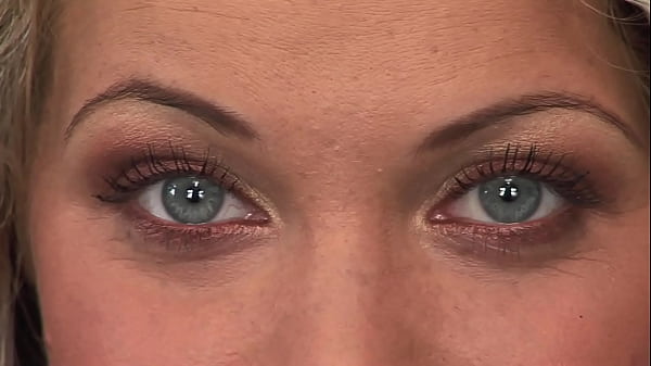 Val malone needs to get her married pussy banged