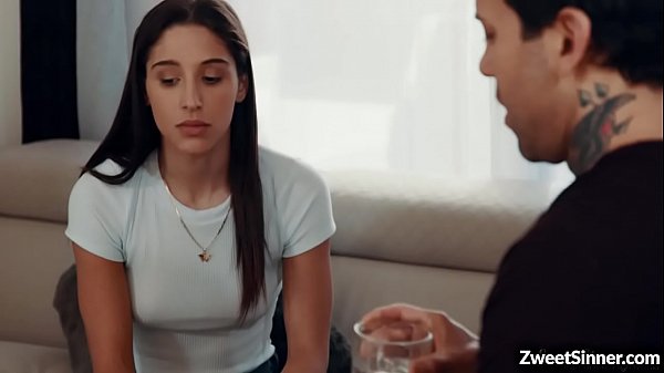 Play MP4 - Gorgeous Jade Nile fucks with husbands friend