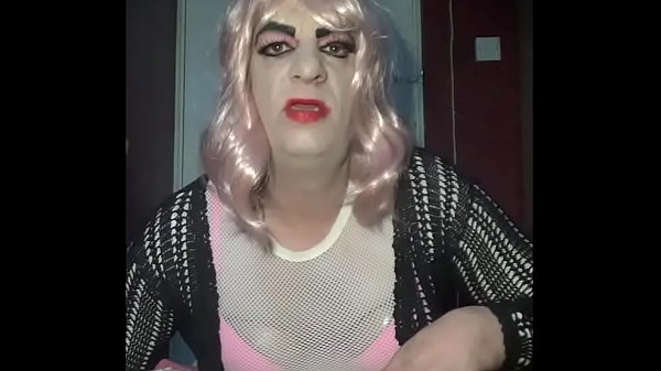 Play MP4 - mark wright the bisexual crossdresser calling all you crossdressers gays and bisexuals out there to come fuck me and humiliate me on cam