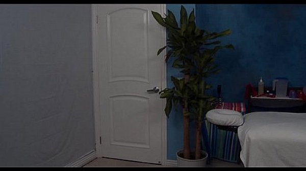 Nonton Heights Massage thumbnail