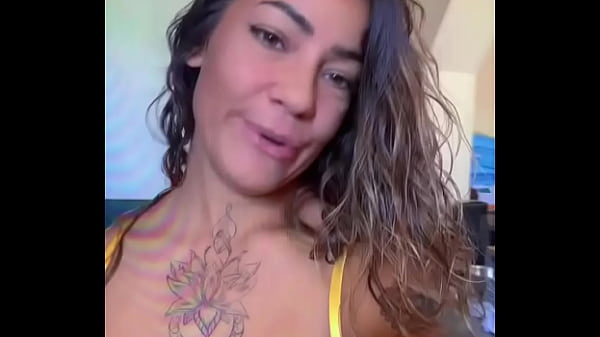 Que tu bosses ou pas aujourd'hui viens faire un tour sur mon profil il y a de 