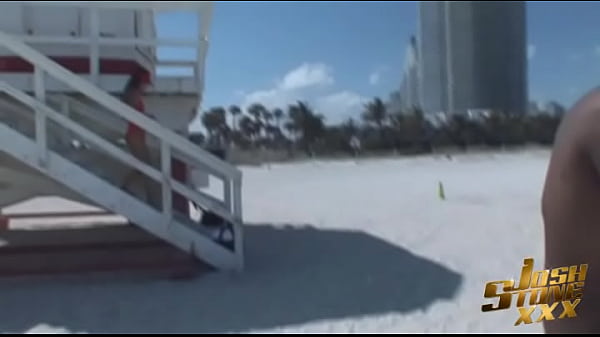 Play MP4 - Latina Lifeguard Victoria Sweet Rides Big Black Cock in Jeep