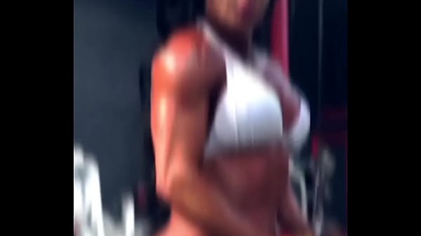 Your favorite muscle mommy is back i have to start going to the gym again soon after a long break i have missed it soo