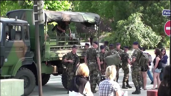 A cute girl is fucked by2 guys_with bigdicks in publicby Paris EiffelTower