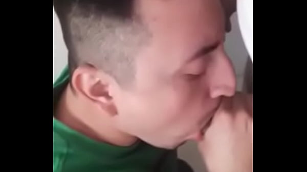 Mexicano mama verga a Venezolano