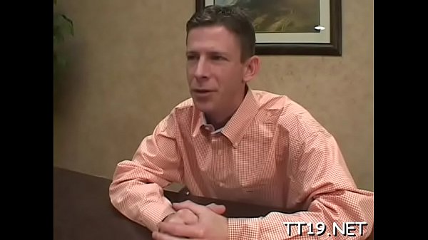 Lusty perfection poppie gets fingered 