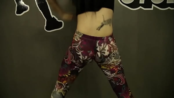 Twerk & Booty Shake Dance Contest (Sasha X-Twerk Girls) 