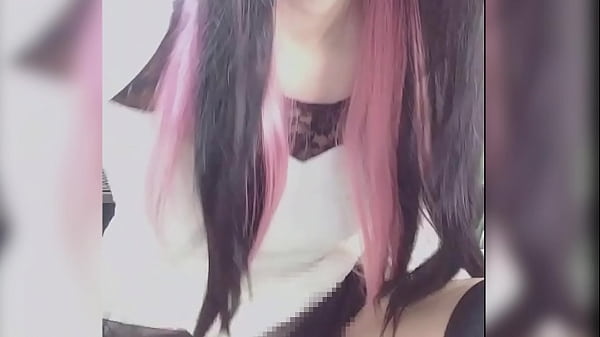 エッチな動画を配信するよ。 