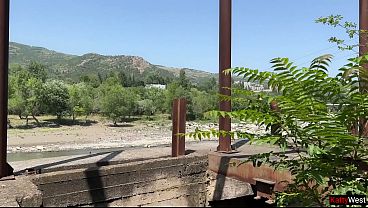 Nonton Pissing Girl Caught In Abandoned House And Creampied thumbnail