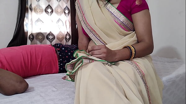 Play MP4 - Unsatisfied Village Bhabhi Cheat Hubby&comma; had Sex with Devar in Saree with Hindi Audio