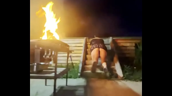 Nonton Push Me Up The Stairs!#milf, #pov, #latina, #bigass , #romance, #joi, #fetish, #slut, #mature thumbnail