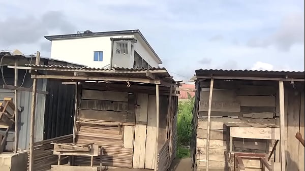 Nonton (hx) Gold Digger thumbnail