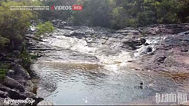 Nonton A Dread Hot N&atilde;o Podia Ver Uma Cachoeira Vazia Que J&aacute; Queria Transar Em Publico thumbnail