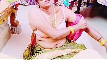 Esposa indiana traindo marido com swamiji em conversa suja em telugu