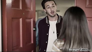 Nonton Aften Opal Interviews The College Superstar Jock.hes Kind Of An Ahole But Shes Turned On By Him.the Teen Gets The Choice To Fuck Off Or Get Fucked thumbnail