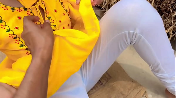 Play MP4 - Desi Local Village Girl Tight Pussy Outdoor Fucking xxx Video Indian G&period;f