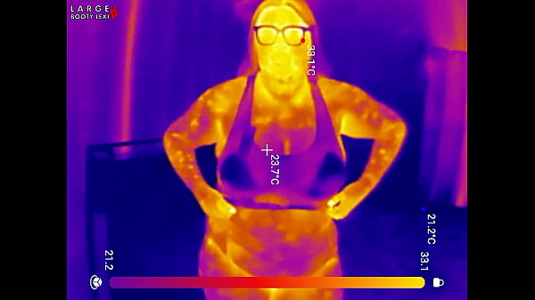 Sports Bra Try-On, Boob Bounce Tests, Naked Twerk Tease THERMAL POV (4K Landscape) 