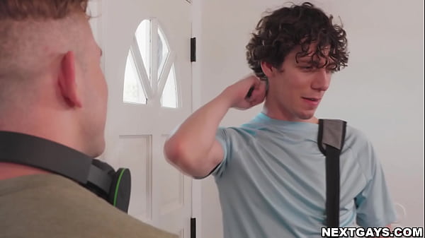 Andrews plan to seduce Chris in motion 