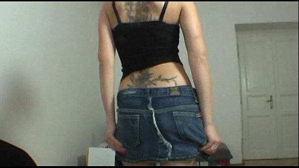 Play MP4 - Superhot lapdance show by tattooed czech chick