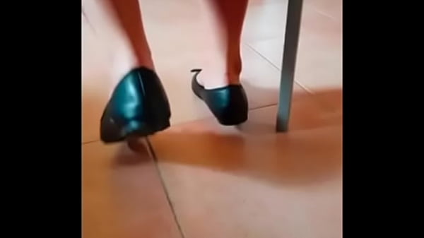 Italian Teen Ballerinas Shoeplay thumbnail