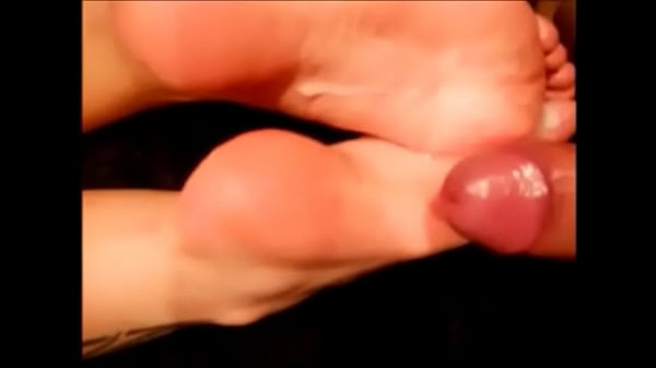 Gozando nas solas n 38 da minha linda gerente bb estilo 