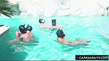 Woof! Woof! Pup Play By The Pool! thumbnail