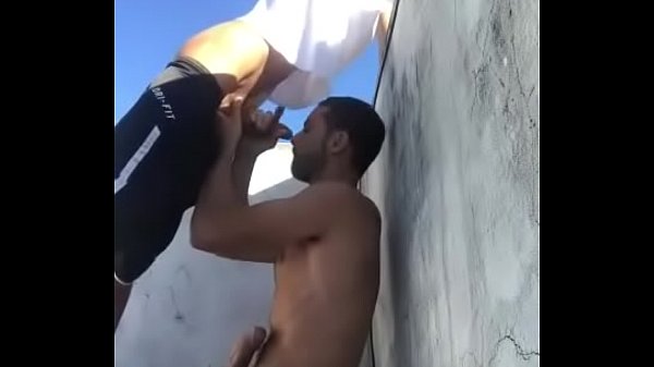 Chupada de pija de la buena 