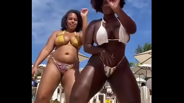 Biqu&iacute;ni min&uacute;sculo 