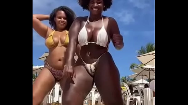 Biqu&iacute;ni min&uacute;sculo