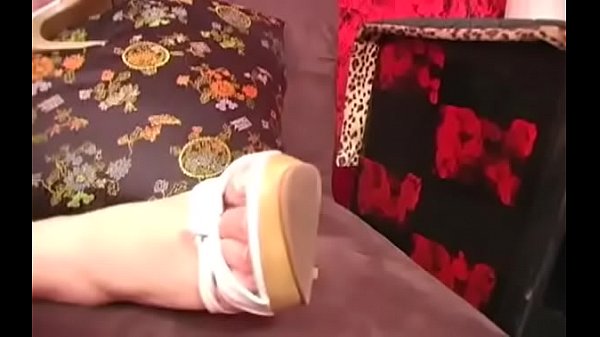 Nonton Balls Can Be Excellent Toys thumbnail