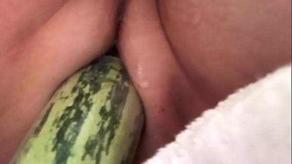 Play MP4 - Bundona gulosa