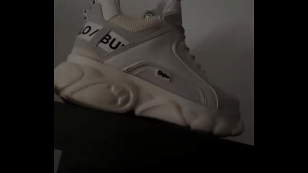 Nonton Hello &harr;️#pedsocks #blacknylon #whitesocks #socksfetish #teen #feetfetish thumbnail