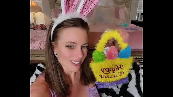 Sexy Bunny Nikki Is Back And Ready To Play thumbnail