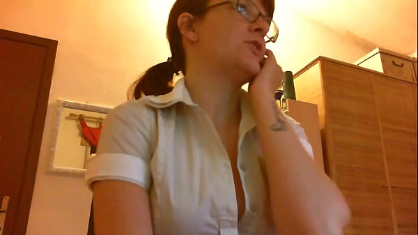 Piedinisaporiti per latua bella studentessa italiana_che ti aspetta per godere