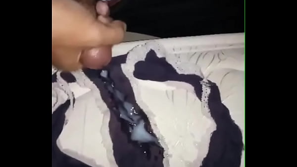 Play MP4 - Indian GIrls Panty cum