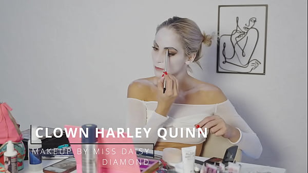 Harley quinn makeup tutorial by miss daisy diamond for halloween
