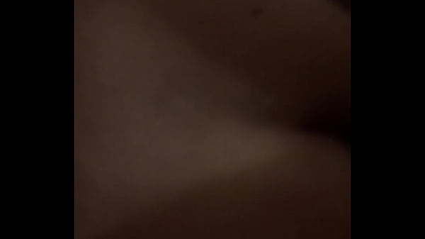 Eu comendo uma docinho morena deliciosa e rabuda