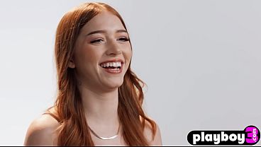 Sexy Babe Pleaased Herself After Interview thumbnail