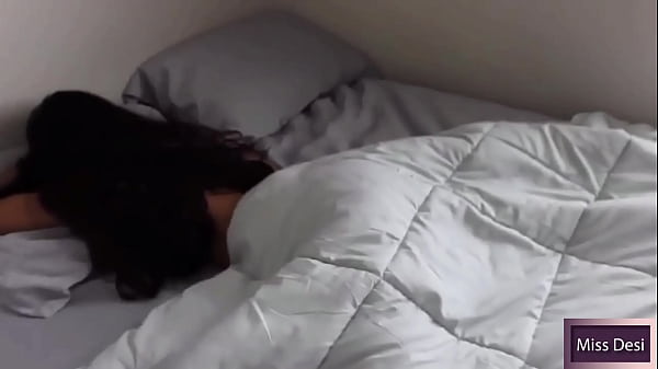 Nonton Sexy Amateur Teen Gets Waken Up With Passionate Morning Sex thumbnail