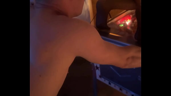 Nonton Flipper & Fuck - Naughty Threesome Without Notice thumbnail