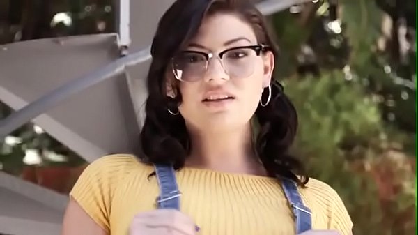 Nerdy Girls Love_Black Cock 2