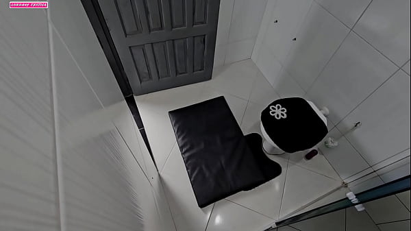 Nonton Novinha Tatuada E Flagada Gritando E Dando A Bunda Na Saida Do Banho thumbnail