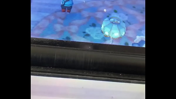 Masturbo a mi novia y hace squirt.