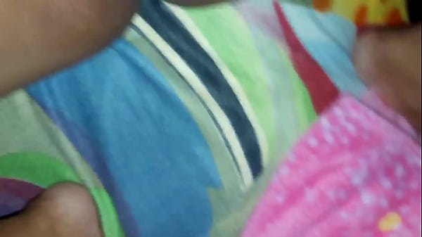 Nonton Esposa Urgida Se Mete Los Dedos De Guatemala thumbnail