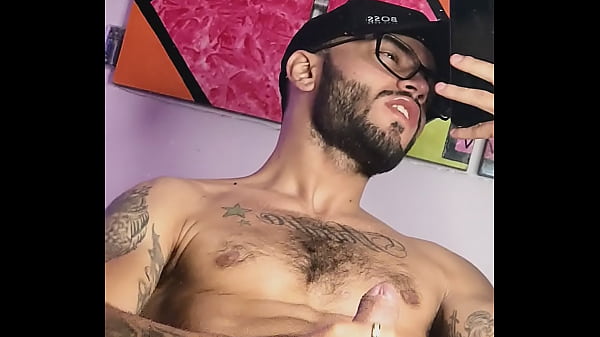 Liam Colombiano De Medellin Con Una Gran Polla thumbnail