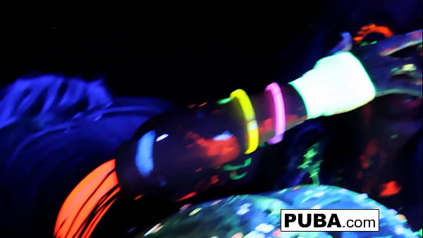 Hot babes have some lesbian fun 