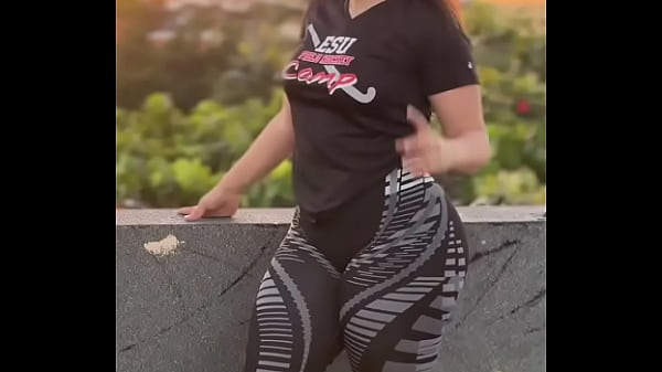 Chica jeans ajustados 