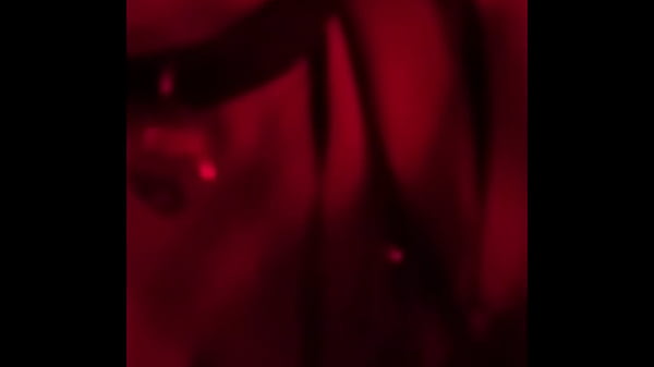 Nonton A Quick Shot Of An Exciting Night thumbnail